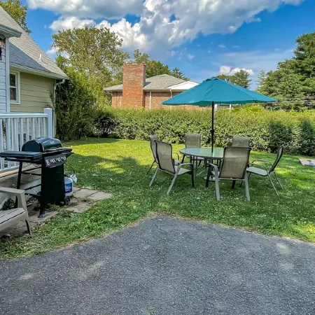Majestic Princeton Home • Arcade • Big Yard • 4BR