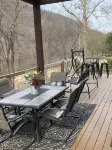 SPECTACULAR CABIN on the White River! EV charger on site.