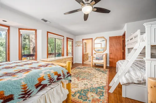 Spacious+Amazing view+Game room+Dog friendly, 5min to Lake