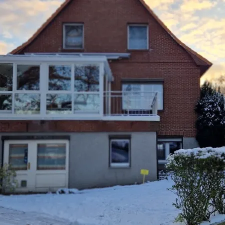 FeWo SN-Zippendorf with sauna, close to the beach and 4 km to the Citty