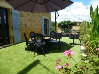 Pretty gite with pool, located 5 min from Sarlat