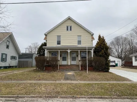 A great stay, Two, close to Spire, GOTL, & Wineries....King Bed!