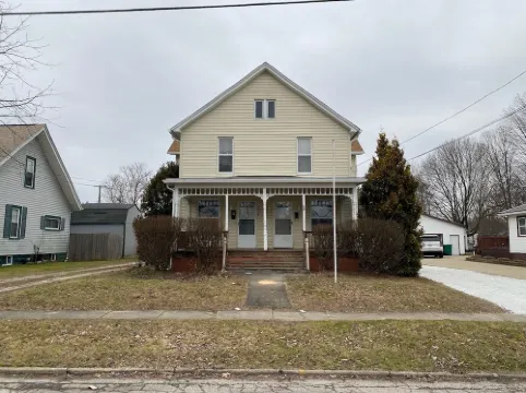 A great stay, Two, close to Spire, GOTL, & Wineries....King Bed!