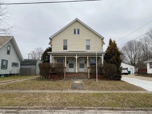 A great stay, Two, close to Spire, GOTL, & Wineries....King Bed!