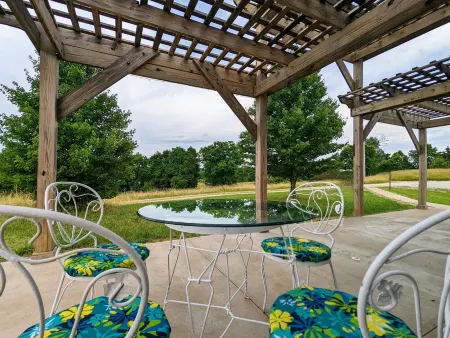 A Romantic Getaway on the Bourbon Trail