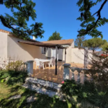 VILLA 3 STARS 10 PEOPLE SWIMMING POOL SHOPS 1.2 km BEACHES