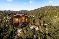 NEW! The Sunset Retreat - Lake Gregory, Mtn Views! Hotels near Lake Gregory Regional Park