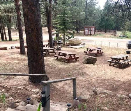 Little Mammoth Condo - Bike or 5 min walk to ski lifts!