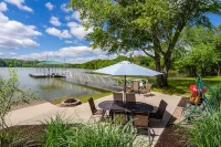 Kentucky Deer Run- Wheelchair Accessible, Lakefront, Private Dock, Fully Updated