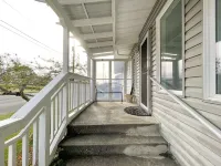 Strait view! Great location for hiking, biking, kayaking and whale watching.