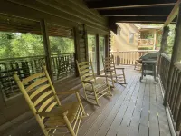 Alpine Adventure - Mountian home close to attractions!