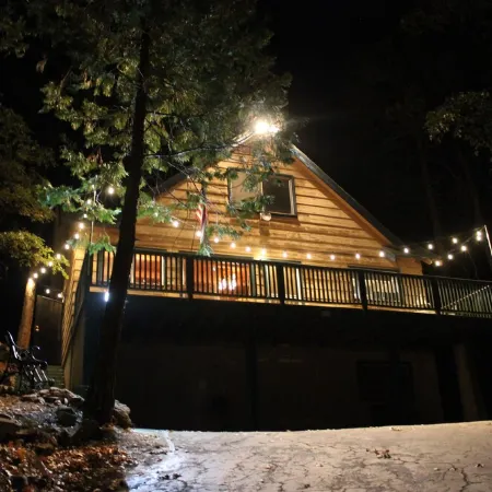 Sequoia Forest Cabin—Lake & River—Ski, Raft, Hike, Bike and More