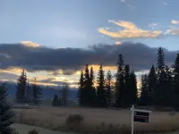 Cozy 3 bedroom home just 5min from downtown Whitefish