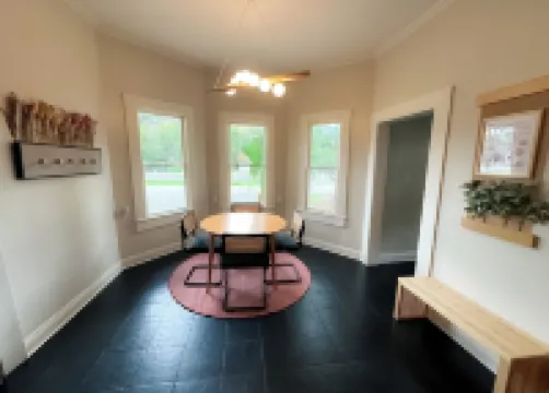 The Haven - Downtown OS with Pool & Pool House!