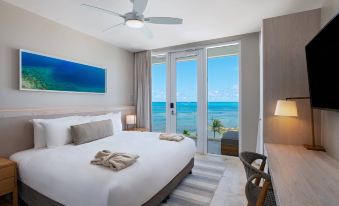 Alaia Belize, Autograph Collection