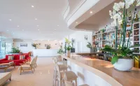 Hotel Adonis - Barer