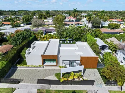 Villa Maya: A Luxury Retreat in North Miami Beach
