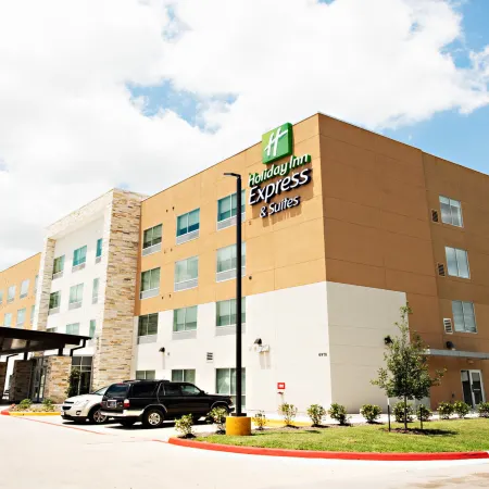 Holiday Inn Express & Suites HOUSTON SW - GALLERIA AREA by IHG Отели рядом с достопримечательностью «Водяная стена»