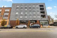 Charming 2-bedroom apartment with WiFi AC in Fells Point, MD