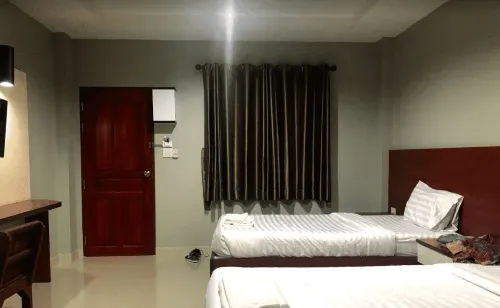 La Place Hotels in Ban Na