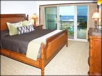 AMAZING PRIME OCEANVIEW 2 BDRM, 3 BATH PENTHOUSE