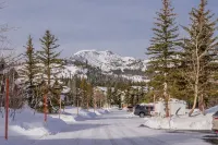 Sunny Comfort in Snowcreek V Resort