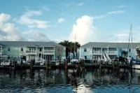 Newly remodeled water front condo. Fully furnished. Ground floor at Waterside.