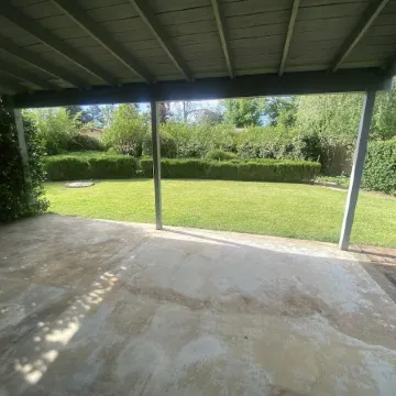 Arroyo Manor - Centrally Located