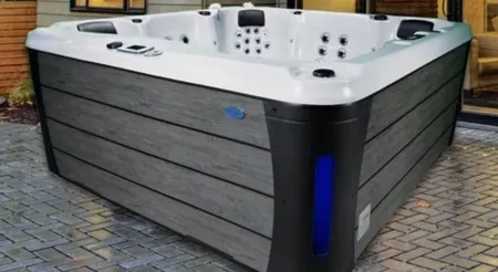 Modern Scandinavian cabin steps from the slopes.  Ski- in-Ski- out with Jacuzzi