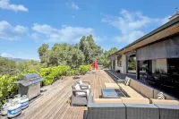 Woodhawk Manor of Alexander Valley