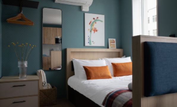 Bob W Tower Hill Studios