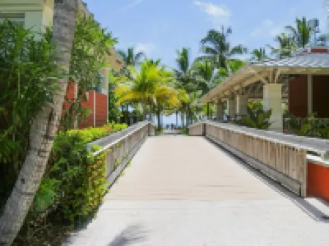SEASONAL RENTAL IN KEY BISCAYNE Hoteles en Key Biscayne