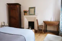 Les Oiseaux de Passage Hotels in Saint-Marcel
