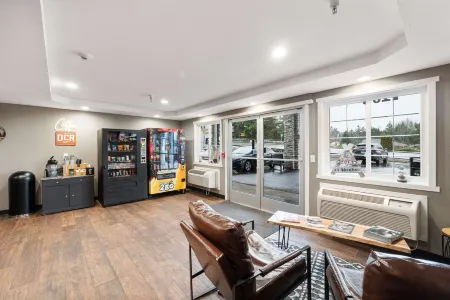 Basecamp Puyallup a Travelodge by Wyndham