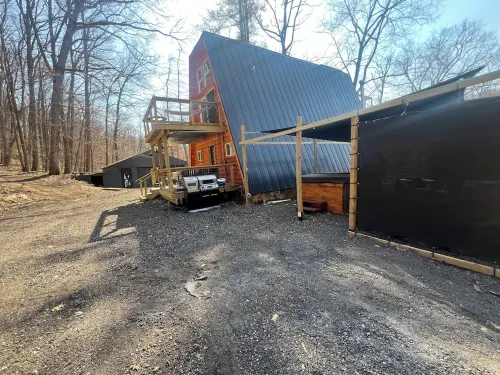 Cabin in the TreeTops! 4 Level a-frame cabin, with 5 levels of decks