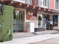 Hotel Meadows Hotels near Varanasi Cantt