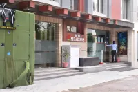 Hotel Meadows Hotels in Varanasi