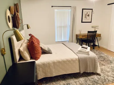 Spacious Dog Lover Home Near WEC Hotel dekat Adena Club