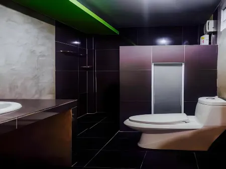 Check in Hotel and Resort Отели рядом с достопримечательностью «Салакэуку»