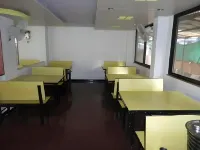 Hotel Rahi,Nashik - ที่มีที่จอดรถ