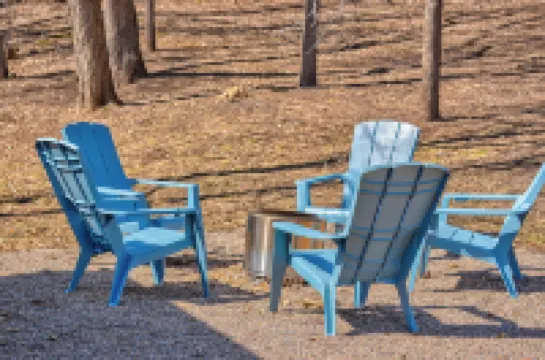 In-N-Out Trout 2.0 里弗福爾斯酒店