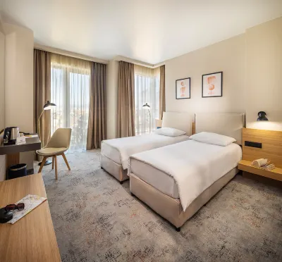 B1 Downtown Hotel