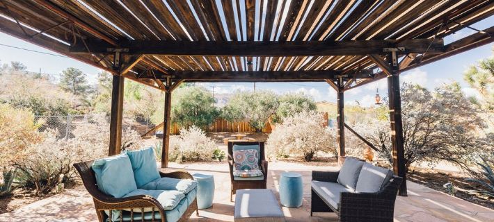 5 Miles from Park entrance Charming 2-bedroom house in enchanting Joshua Tree Hotels in Joshua Tree