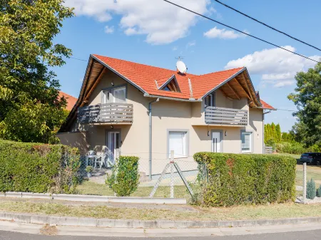 Silence 1 Отели в г. Залакарош