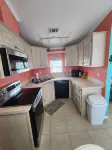 Keys getaway - Relax with the whole family at this peaceful place to stay.