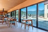 Cherry Sculpture Hotel Hotels in Covilha