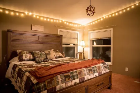 Mt Rainier & White Pass Family Getaway + Hot Tub Отели рядом с достопримечательностью «La Wis Wis Campground»