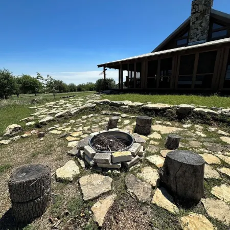 Peaceful Cabin Retreat