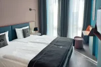 Holiday Inn - the niu, PAX BERLIN AIRPORT Hotels near REWE