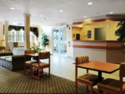 Parry Sound Inn & Suites Hotels in Parry Sound District